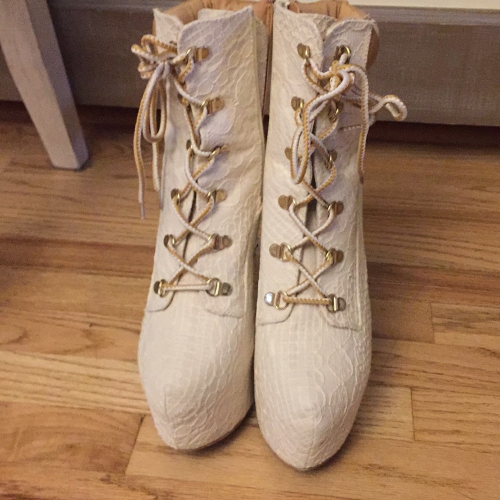 Qupid Pratt Ivory lace up platform booties